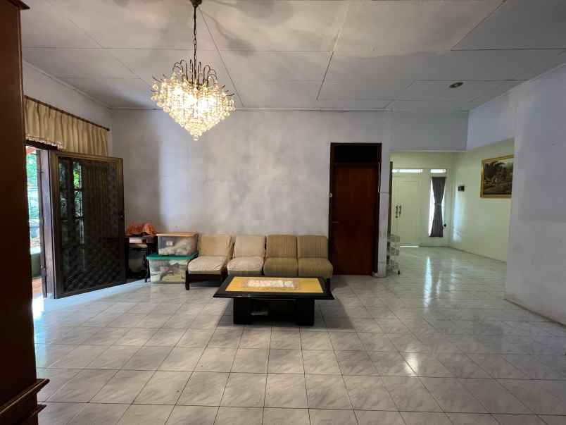 dijual rumah pamulang barat