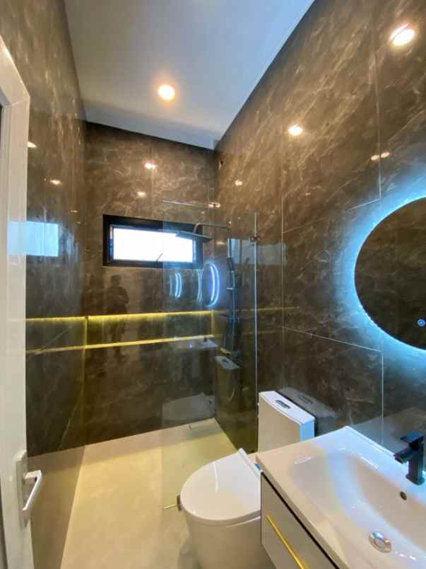 dijual rumah pancoran mas