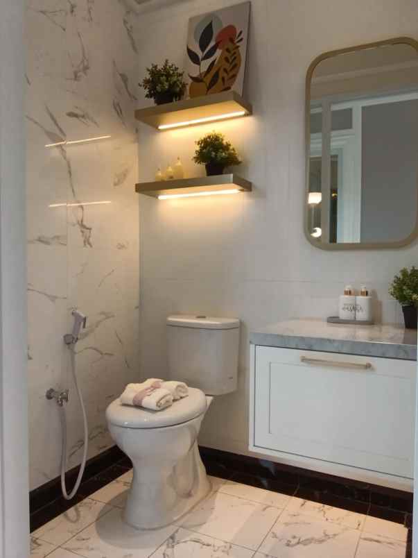 dijual rumah paraduse serpong city