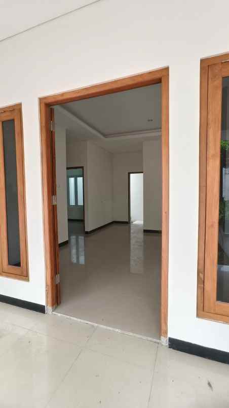 dijual rumah parangtritis