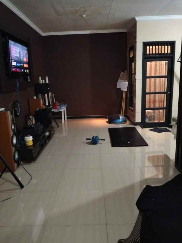 dijual rumah parung serab