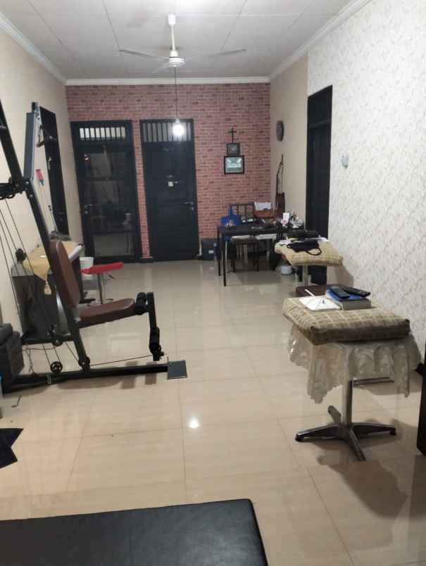 dijual rumah parung serab