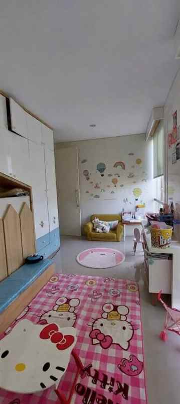 dijual rumah pelican hill citraland