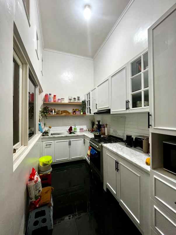 dijual rumah permata jingga suhat kota