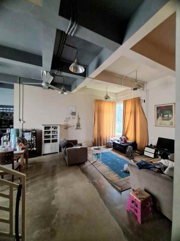 dijual rumah permata timur curug