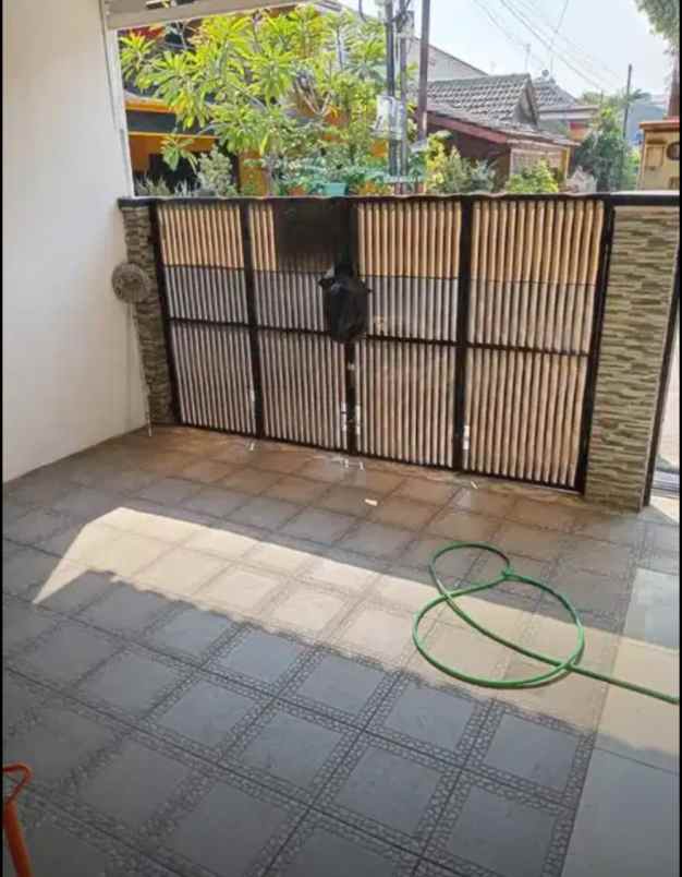 dijual rumah perumahan duta kranji