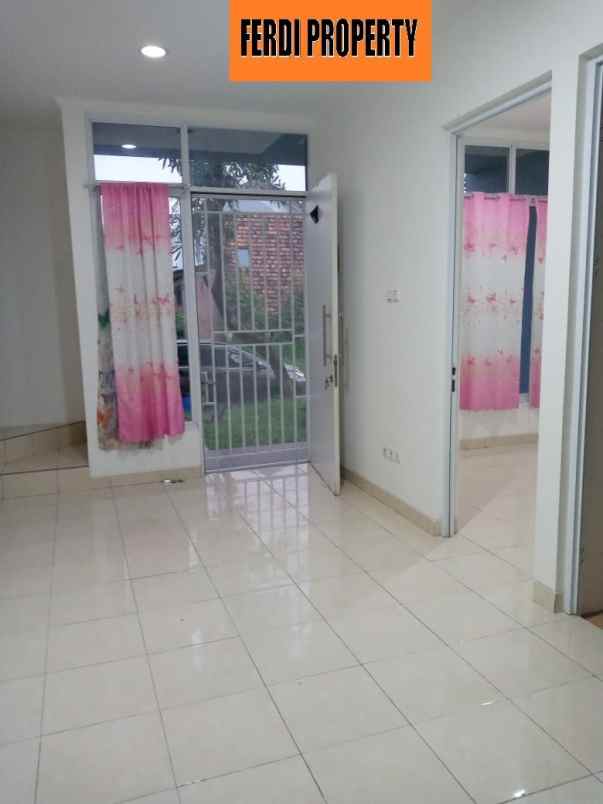 dijual rumah perumahan legenda wisata