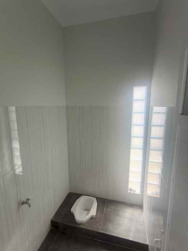 dijual rumah perumahan ramayana 1