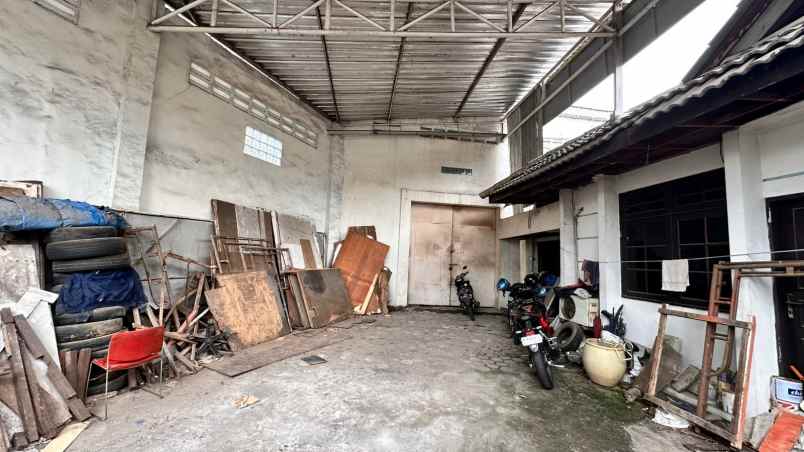 dijual rumah perumahan sepanjang town house
