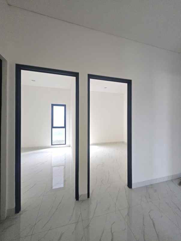 dijual rumah perumahan villa melati mas