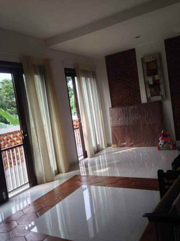 dijual rumah pesanggrahan jatibening baru