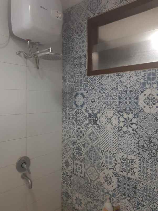 dijual rumah pesanggrahan jatibening baru