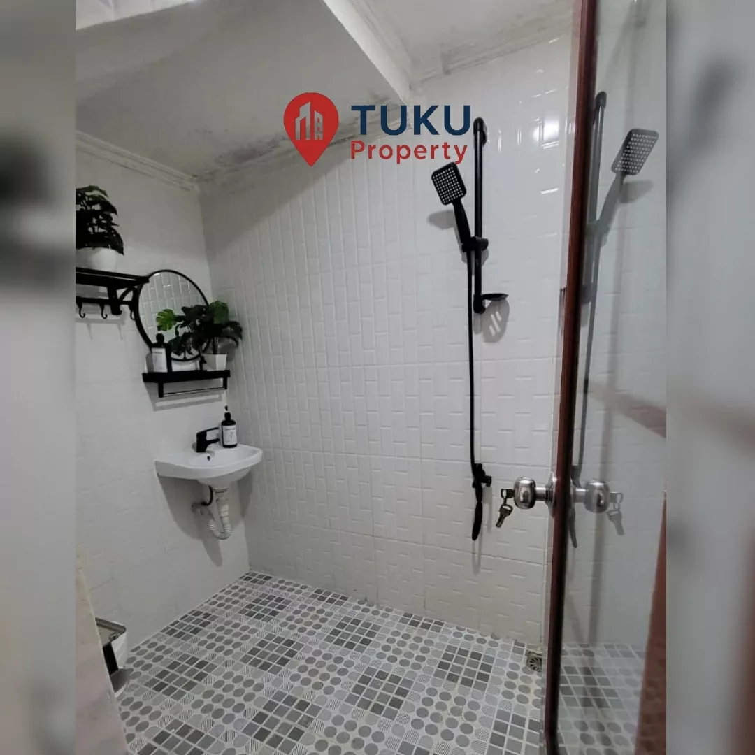 dijual rumah pondok benda barat