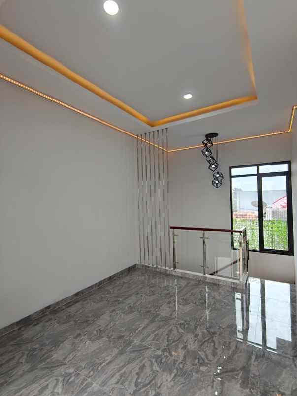 dijual rumah pondok cabe