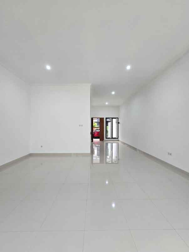 dijual rumah pondok kelapa