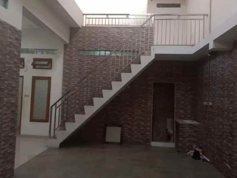 dijual rumah pondok kopi