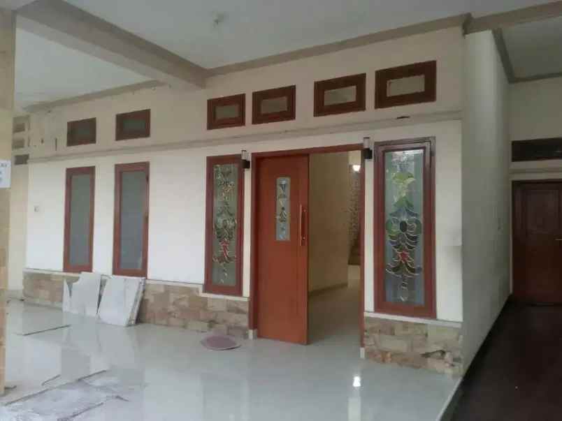 dijual rumah pondok kopi