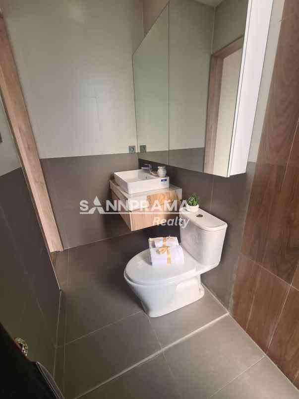 dijual rumah pondok labu