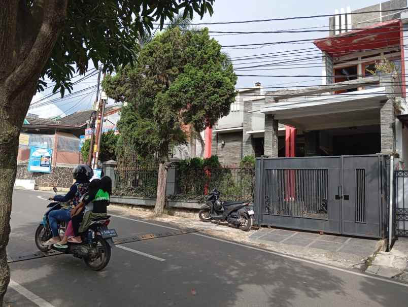 dijual rumah puri cipageran indah