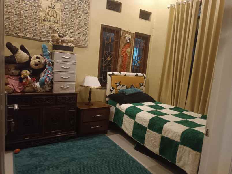 dijual rumah puri cipageran indah