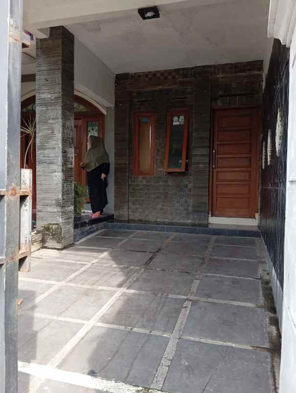 dijual rumah puri cipageran indah