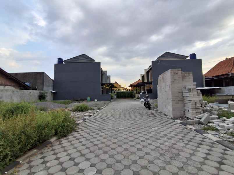 dijual rumah purwomartani