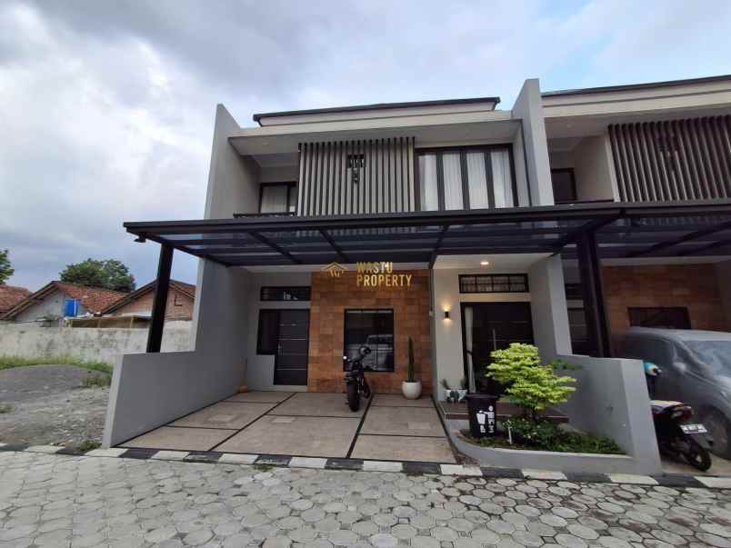 dijual rumah purwomartani