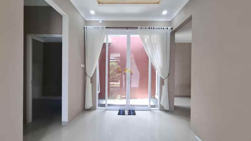 dijual rumah purwomartani kalasan