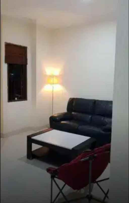 dijual rumah raffless hills cibubur