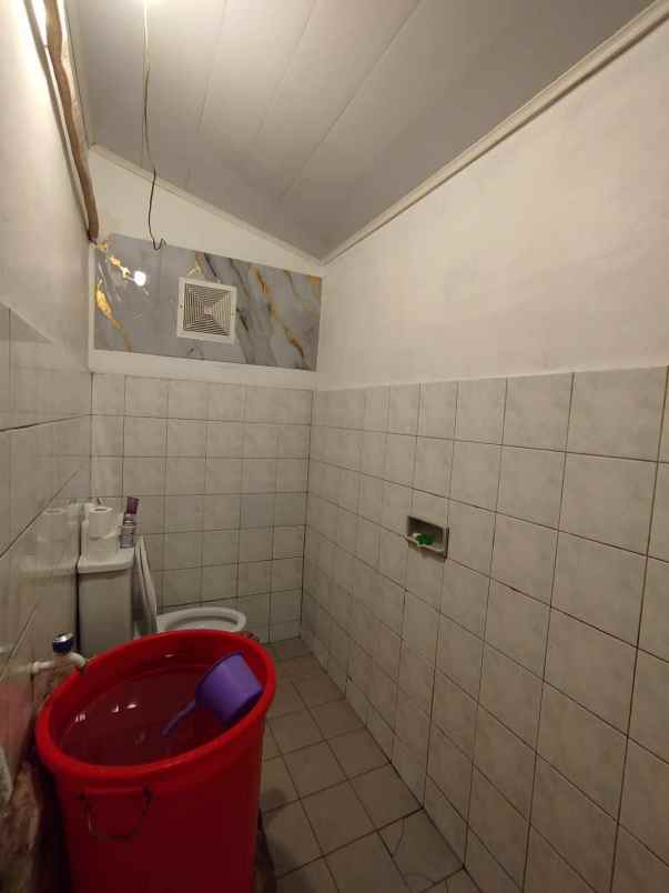 dijual rumah rangkapan jaya pancoran