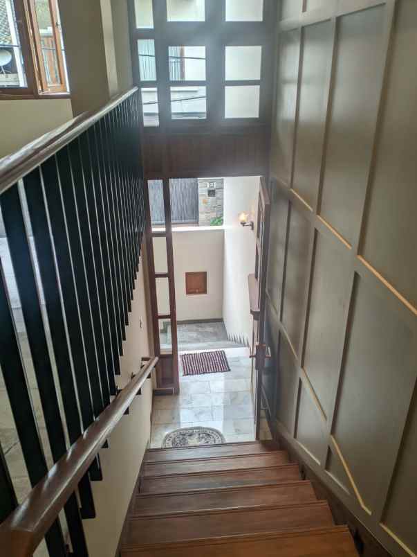 dijual rumah rawamangun cipinang