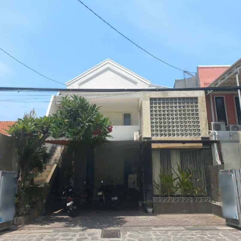 dijual rumah raya gayung kebonsari