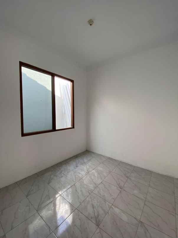 dijual rumah rumah griya candi asri