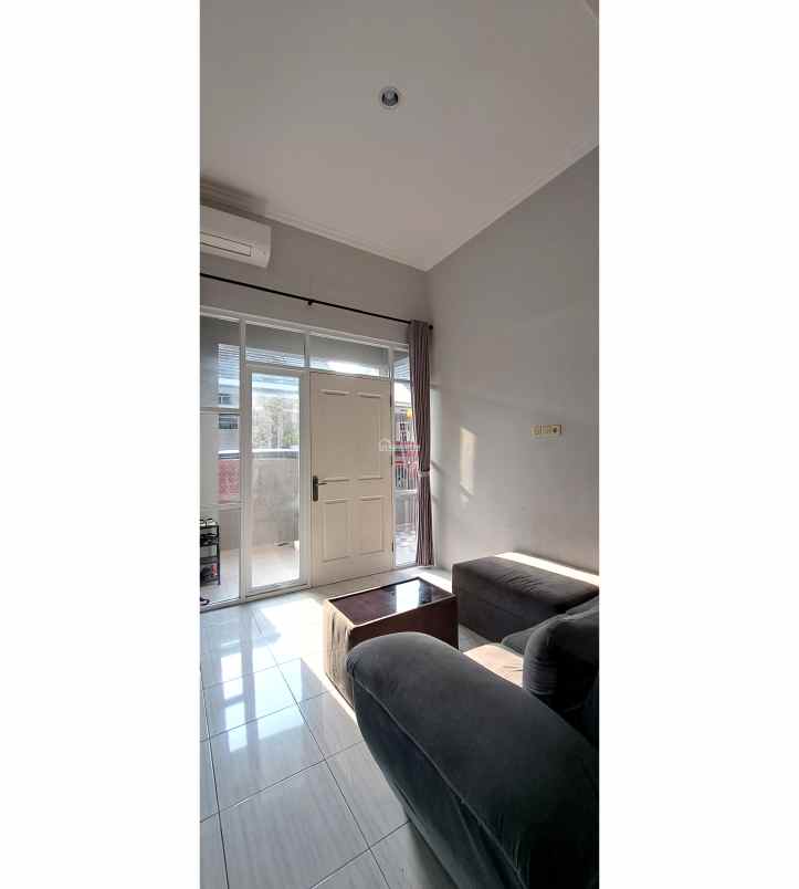 dijual rumah sambiroto raya