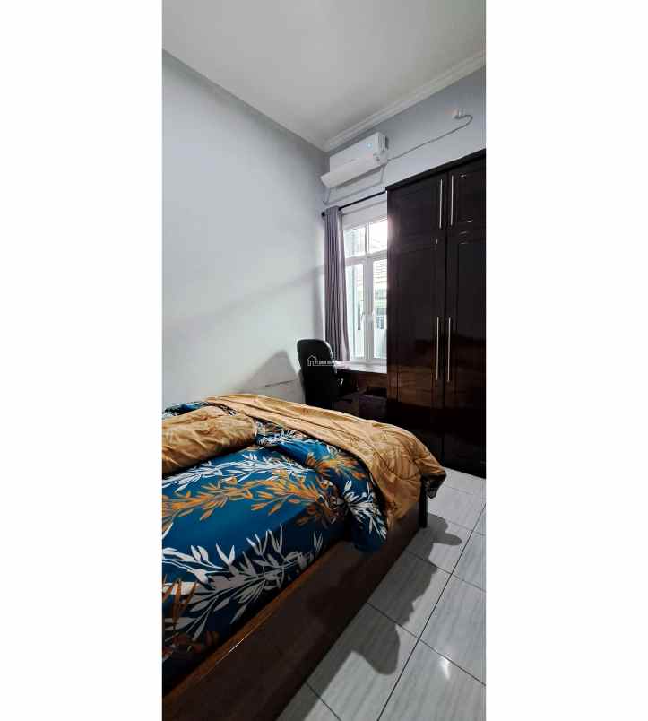 dijual rumah sambiroto raya