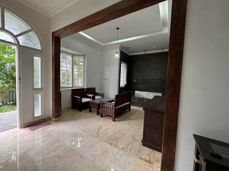 dijual rumah san diego pakuwon city