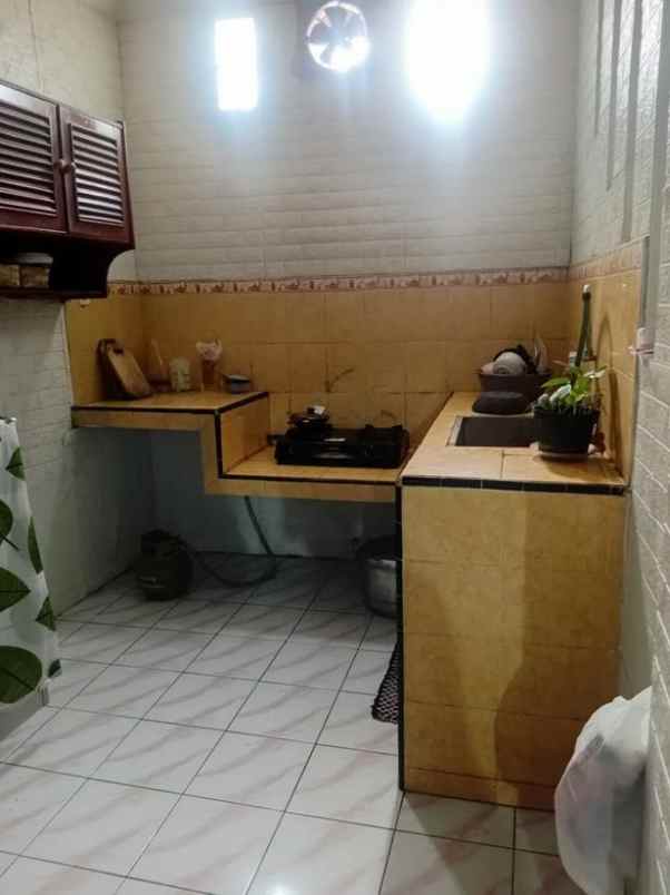 dijual rumah sari indah babakan sari