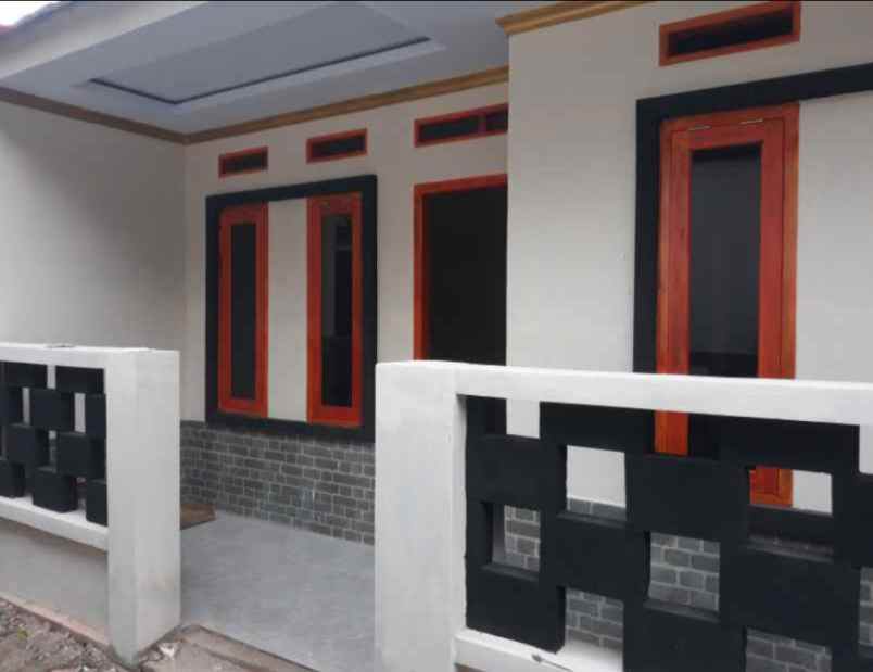 dijual rumah second di citayam