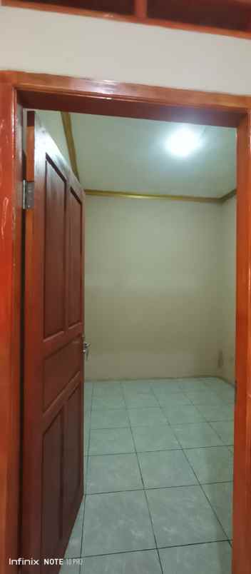 dijual rumah second di citayam