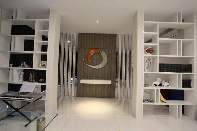 dijual rumah selat golf citraland