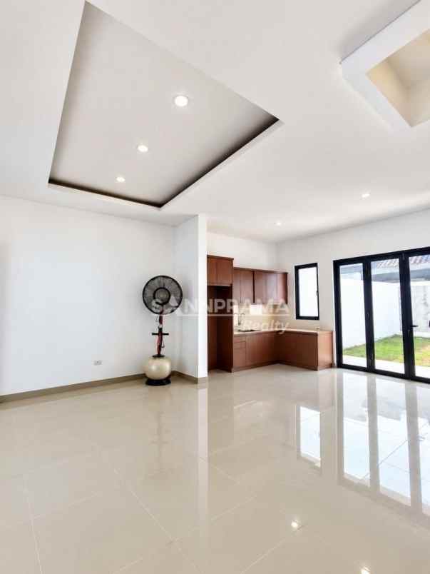 dijual rumah sentul
