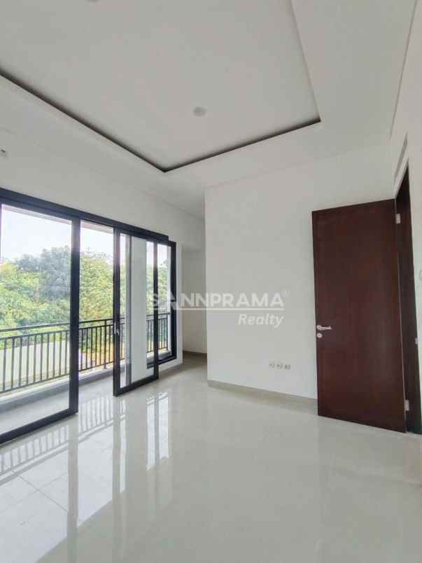 dijual rumah sentul