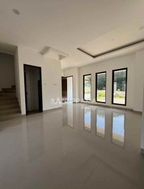 dijual rumah sentul bogor