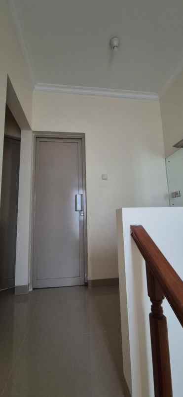 dijual rumah siap huni citra gran cibubur