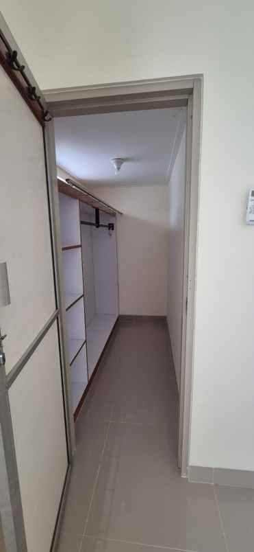 dijual rumah siap huni citra gran cibubur