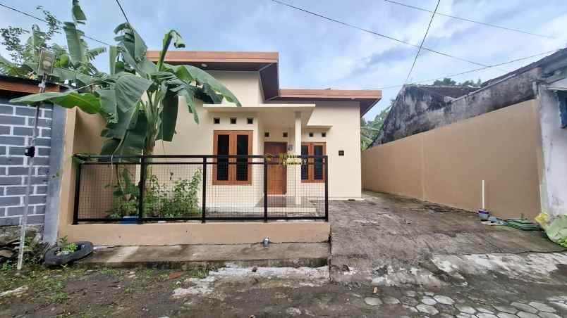 dijual rumah srimartani piyungan bantul