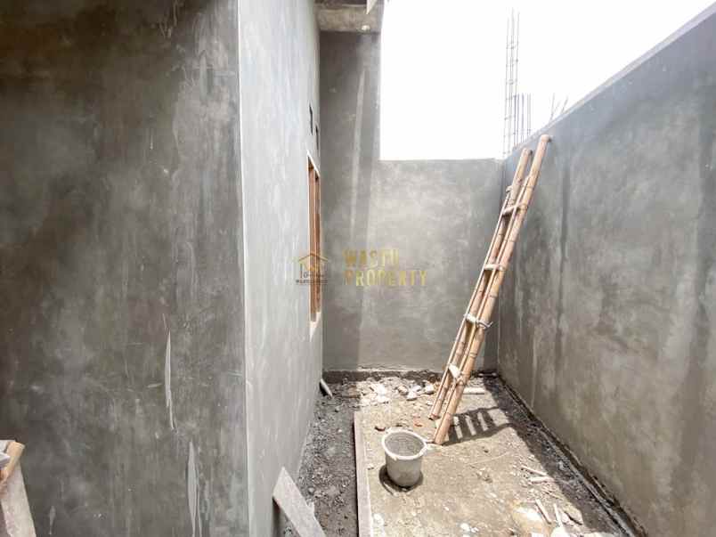 dijual rumah srimulyo