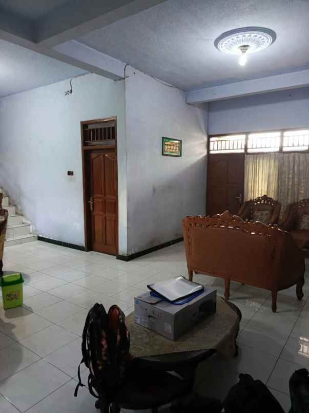 dijual rumah strategis pinggir jalan raya purwokerto