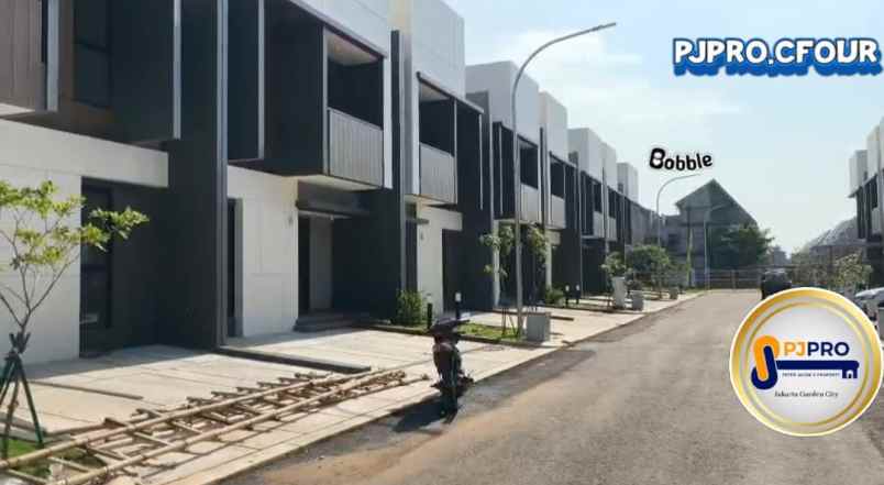 dijual rumah summarecon crown gading