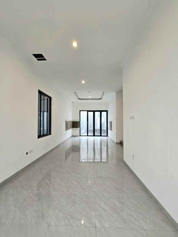 dijual rumah taman bougenville